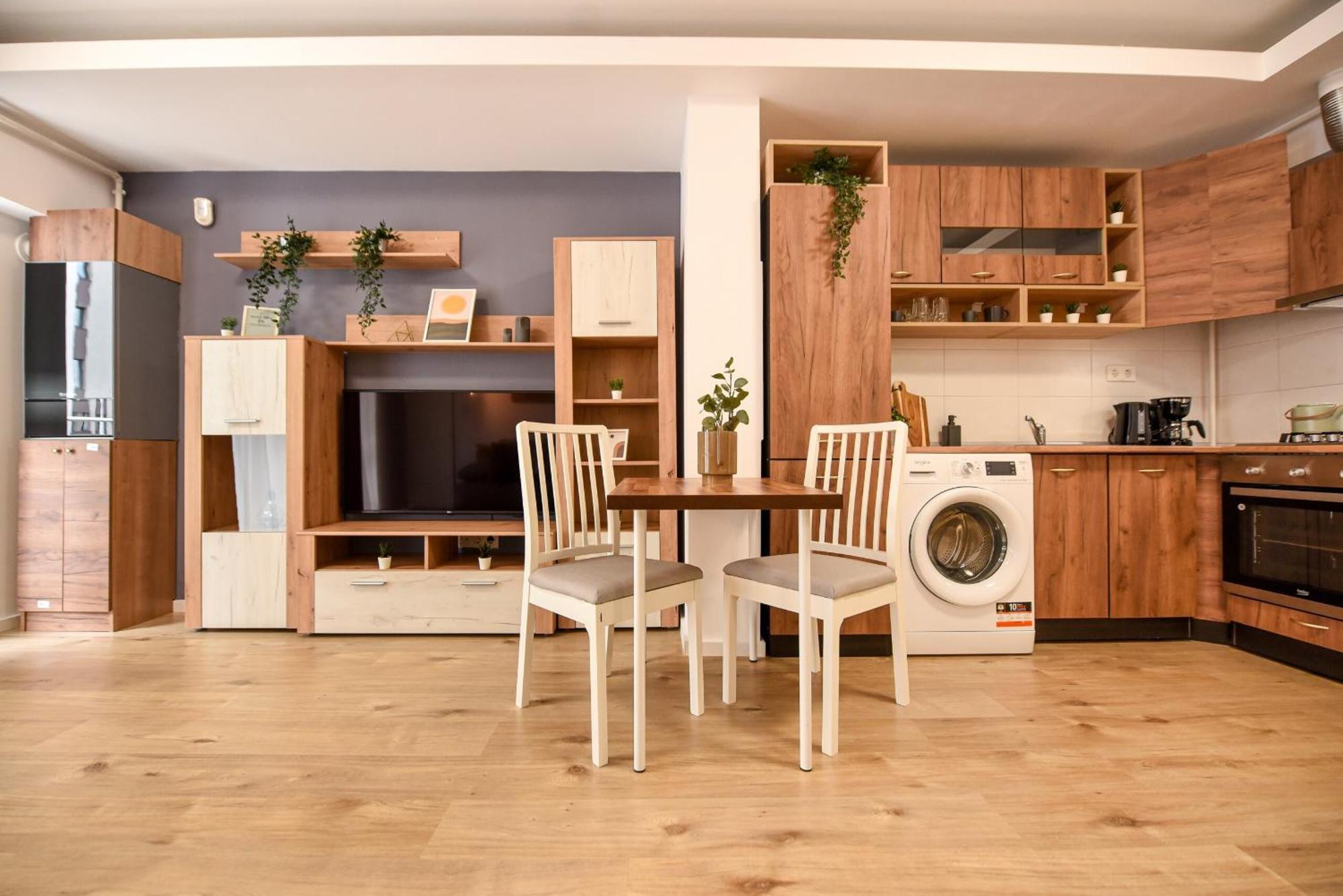 Perfect Stay: Urban Heaven In Aviatiei Business Area Bucharest Room photo